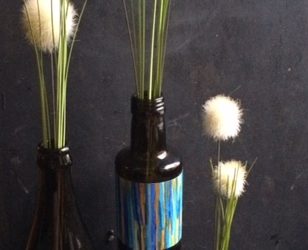 Vases déco en bouteilles recyclées.
